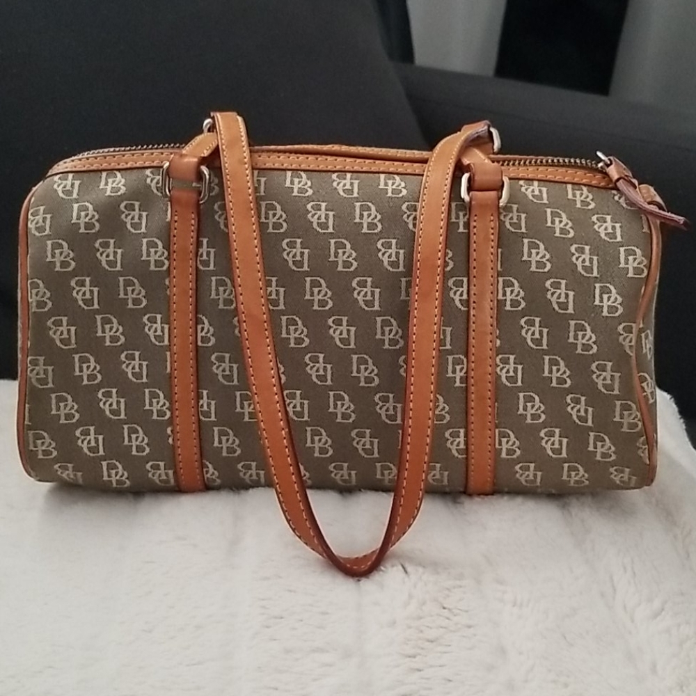 Dooney & Bourke Shoulder Bag